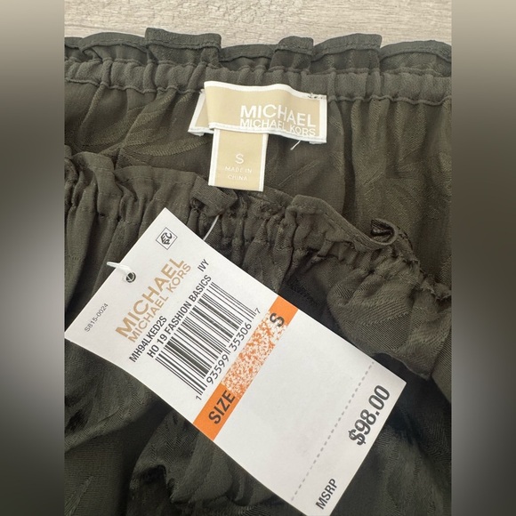 Michael Kors Jacquard Satin Off Shoulder Top Ivy Pattern Bell Puff Sleeve NWT Sm - Picture 10 of 10